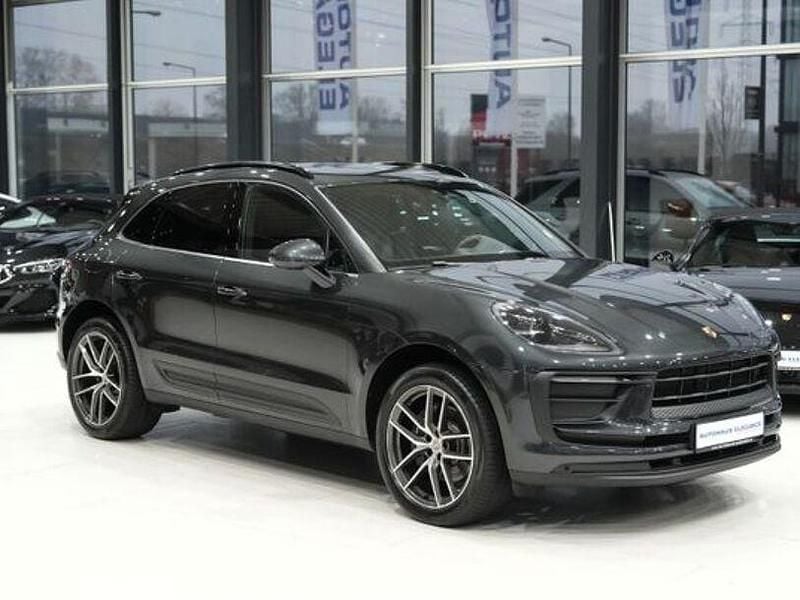 Gebraucht Porsche Macan 265 PS (194 kW) 2022 Vulkangraumetallic SUV