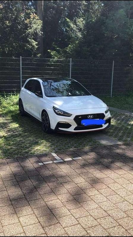 Weiß Gebraucht 2020 Hyundai i30 N Performance Kleinwagen | 23.500 € (Fairer Preis) - Bild 1/4