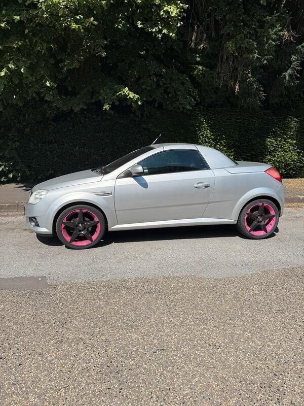 Silber Gebraucht 2006 Opel Tigra Cabrio | 850 € (Guter Preis) - Bild 1/4