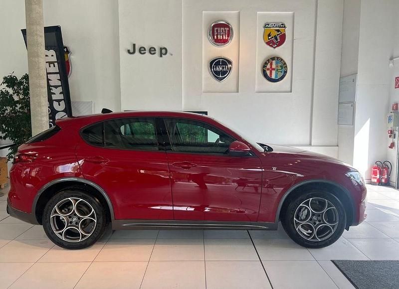 Gebraucht Alfa Romeo Stelvio Ti 280 PS (205 kW) 2021 Rot SUV
