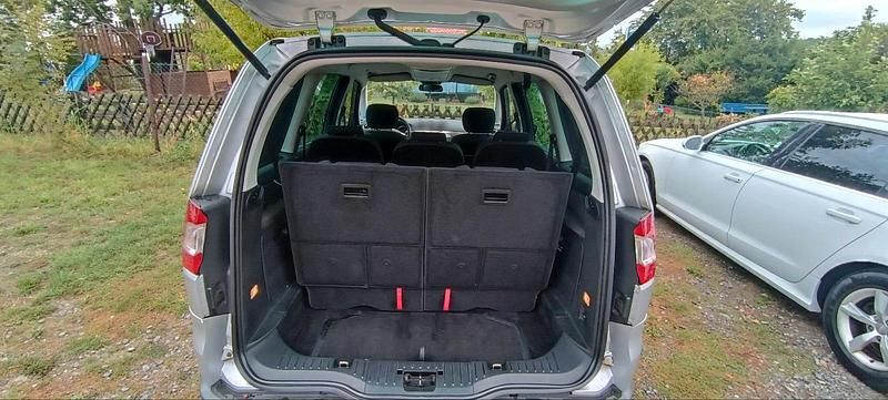 Gebraucht Ford Galaxy 131 PS (96 kW) 2007 Silber Van / Kleinbus