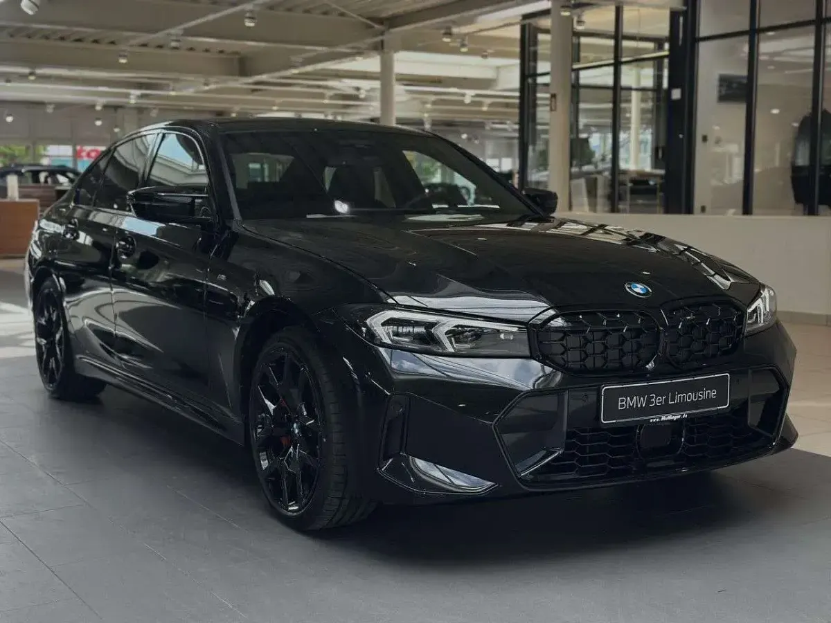 Neu BMW 340 340 PS (250 kW) 2026 Saphirschwarz Limousine