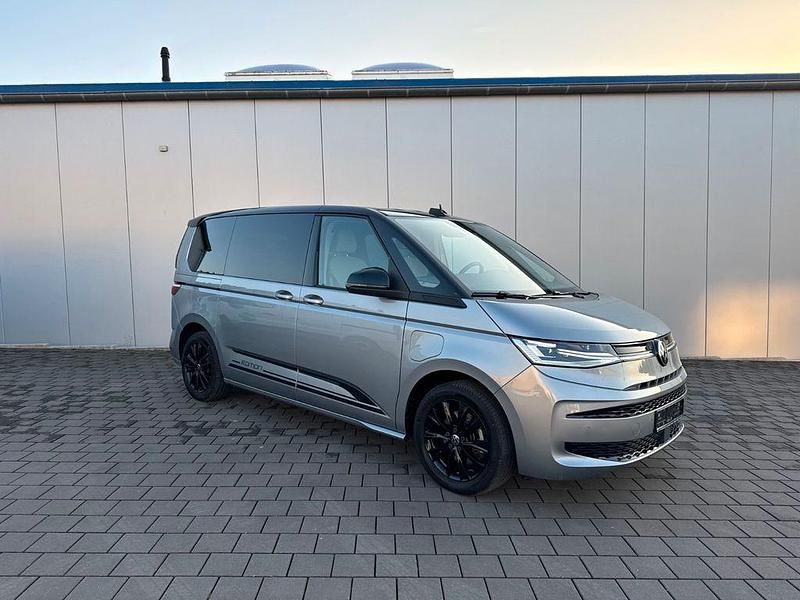 Gebraucht VW Multivan Edition 150 PS (110 kW) 2024 Grau Van