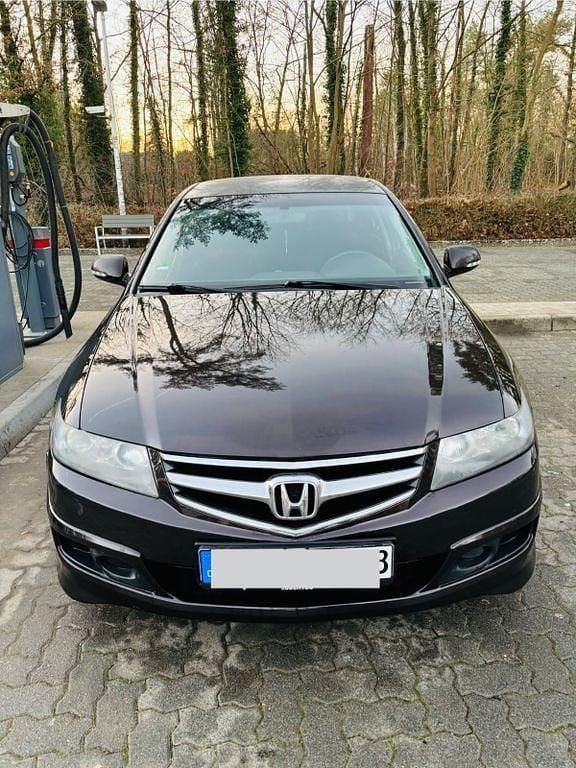 Braun Gebraucht 2006 Honda Accord Comfort Limousine | 5.750 € (Teuer) - Bild 1/4