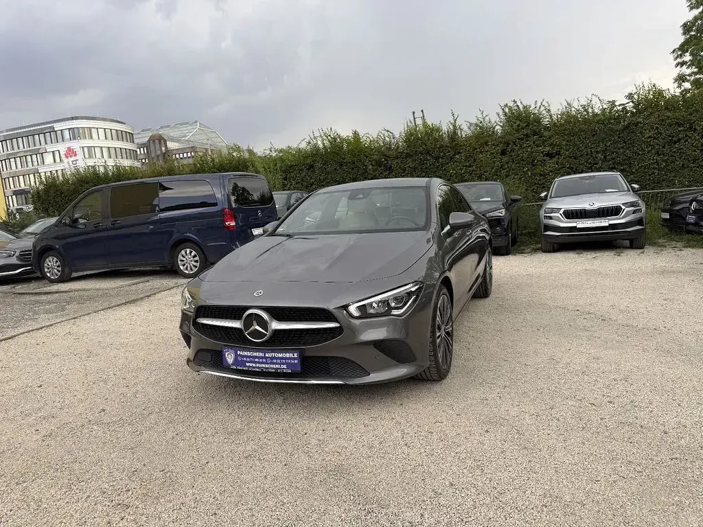 Gebraucht Mercedes CLA200 Progressive 150 PS (110 kW) 2021 Mountaingrau Coupé