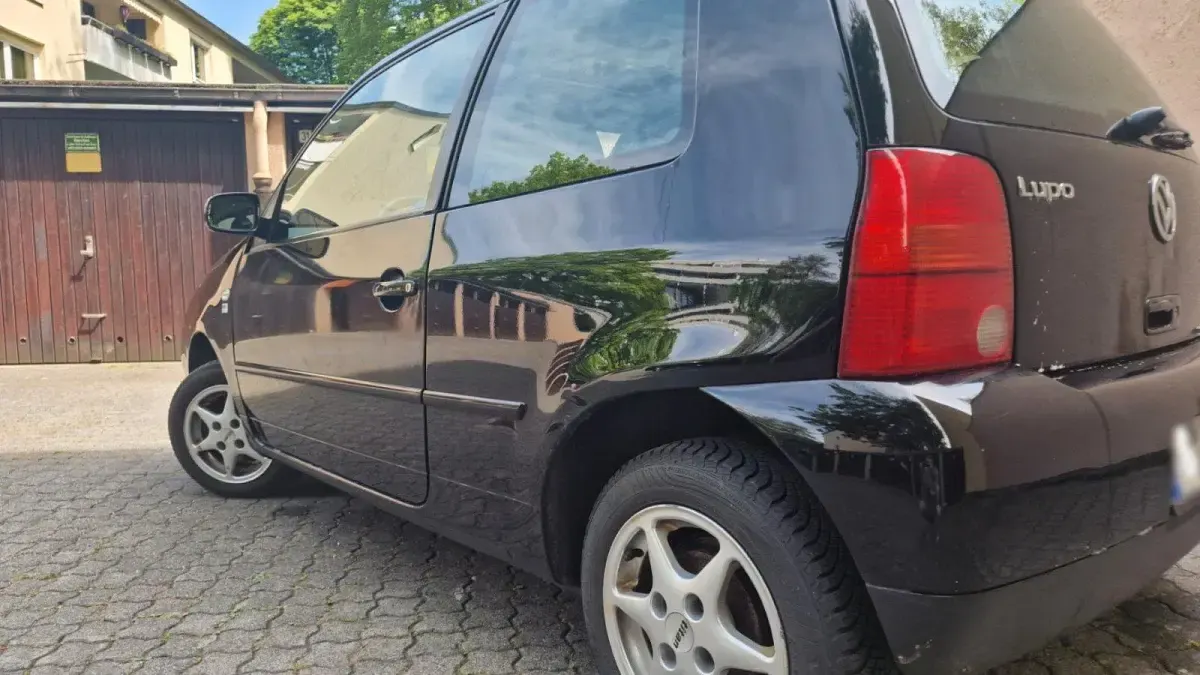Gebraucht VW Lupo 50 PS (36 kW) 2002 Schwarz Kleinwagen