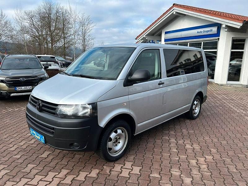 Gebraucht VW Caravelle 179 PS (131 kW) 2015 Silber Van / Kleinbus