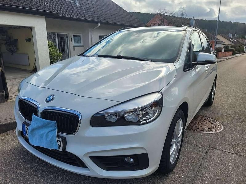 Gebraucht BMW 218 136 PS (100 kW) 2017 Weiß Kombi