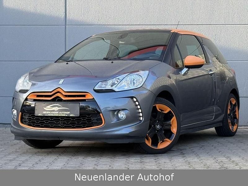 Grau Gebraucht 2010 Citroën DS3 So Chic Kleinwagen | 4.490 € (Fairer Preis) - Bild 1/4