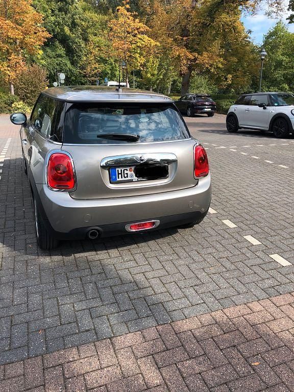 Gebraucht Mini ONE 102 PS (75 kW) 2017 Silber Kleinwagen
