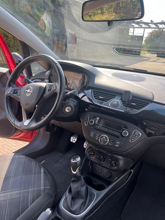 Gebraucht Opel Corsa Color Edition 101 PS (74 kW) 2015 Rot Kleinwagen