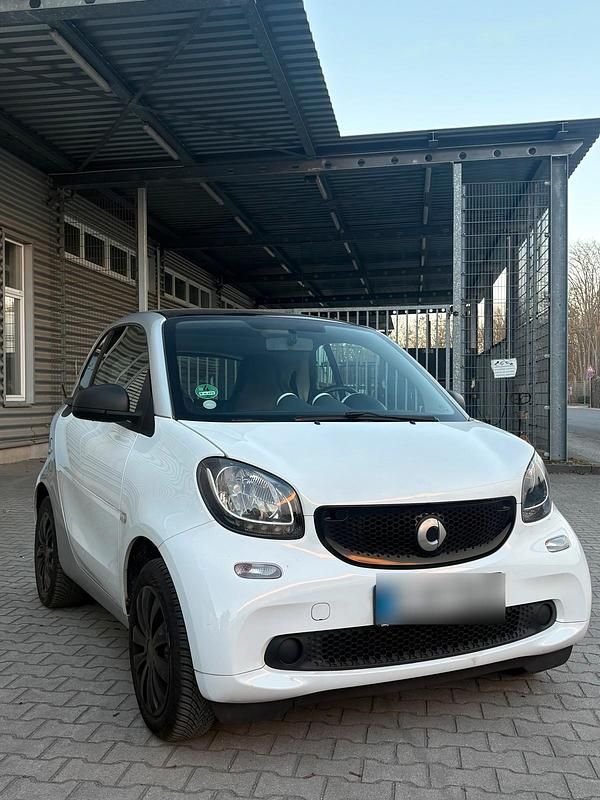 Gebraucht Smart ForTwo Coupé 71 PS (52 kW) 2015 Weiß Coupé
