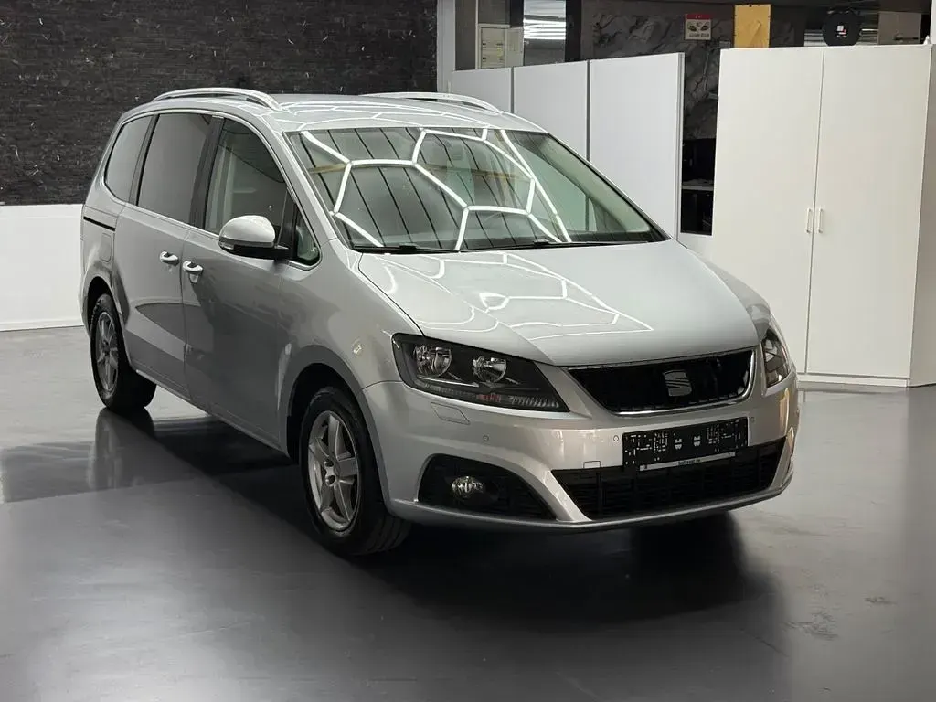 Gebraucht Seat Alhambra Style 140 PS (102 kW) 2013 Silber Van / Kleinbus