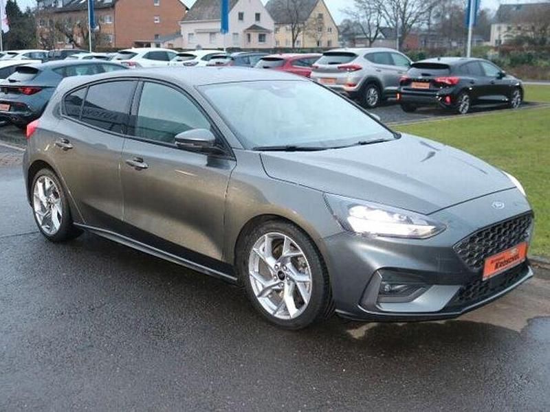 Gebraucht Ford Focus ST 190 PS (139 kW) 2020 Grau Limousine