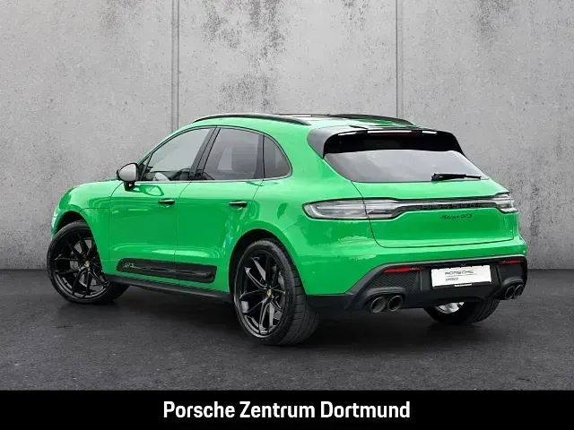 Gebraucht Porsche Macan 441 PS (324 kW) 2023 Pythongrün SUV