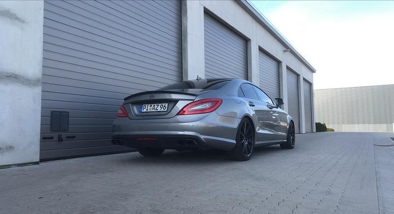 Gebraucht Mercedes CLS500 408 PS (300 kW) 2012 Silber Limousine