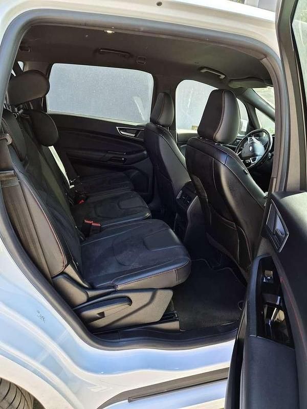 Używany Ford S-MAX ST-Line 241 KM (177 kW) 2018 Biały Minivan