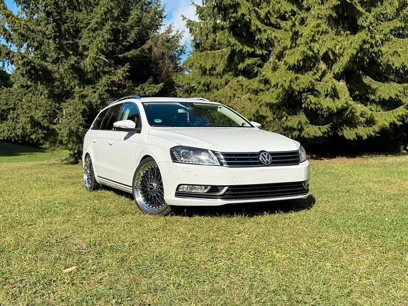 Gebraucht VW Passat Exclusive 300 PS (220 kW) 2014 Weiß Kombi