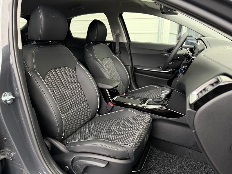 Neu Kia XCeed Gold 150 PS (110 kW) 2025 Blue flame metallic SUV