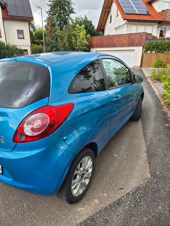 Gebraucht Ford Ka Titanium 69 PS (50 kW) 2009 Blau Kleinwagen