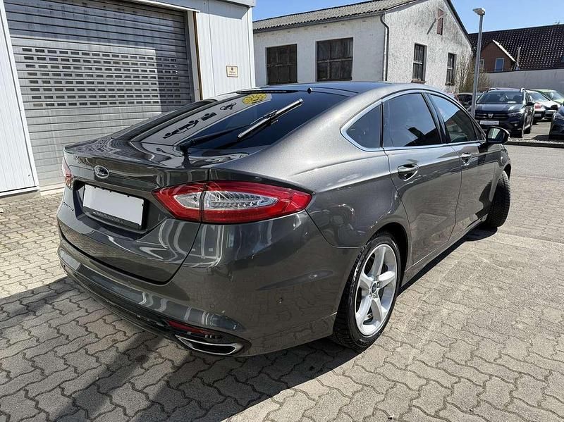 Gebraucht Ford Mondeo Titanium 179 PS (131 kW) 2018 Magneticgrau (metallic) Limousine