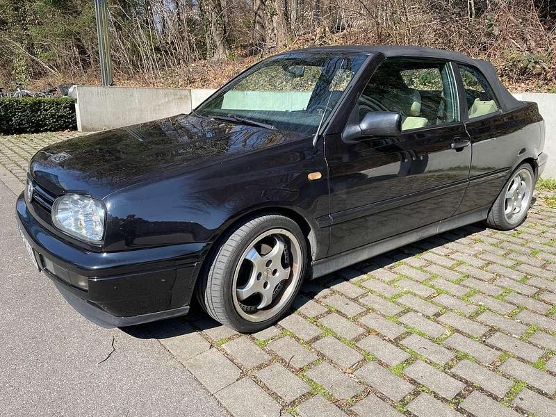 Gebraucht VW Golf Cabriolet Classicline 101 PS (74 kW) 1997 Schwarz Cabrio