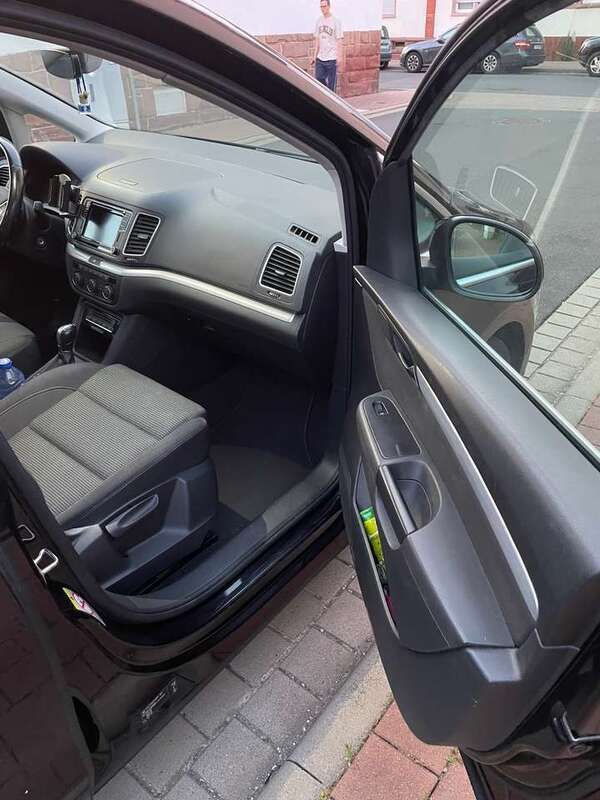 Schwarz Gebraucht 2019 VW Sharan Van / Kleinbus | 18.000 € (Superpreis) - Bild 1/4
