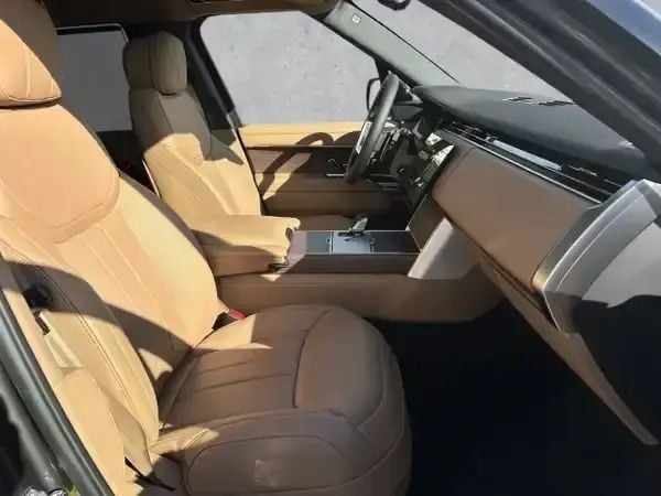 Gebraucht Land Rover Range Rover SE 466 PS (342 kW) 2024 Charente grey (grau) SUV