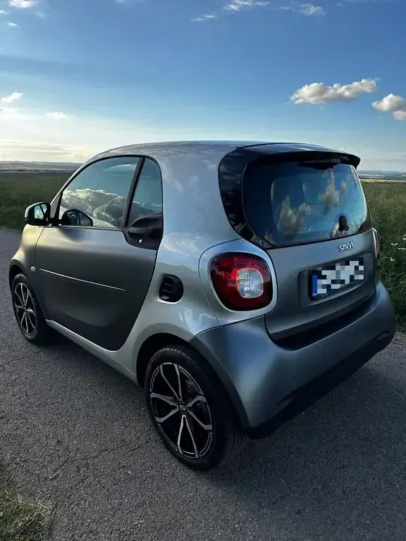 Gebraucht Smart ForTwo Coupé Prime 90 PS (66 kW) 2018 Grau Coupé