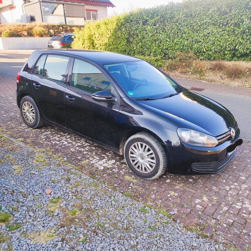 Schwarz Gebraucht 2011 VW Golf VI Kleinwagen | 6.400 € (Fairer Preis) - Bild 1/4
