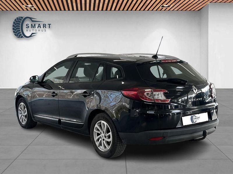 Gebraucht Renault Mégane III Expression 106 PS (77 kW) 2012 Schwarz Limousine