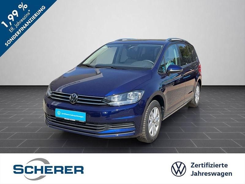Blau (metallic) Gebraucht 2024 VW Touran Comfortline Van / Kleinbus | 30.900 € (Guter Preis) - Bild 1/4