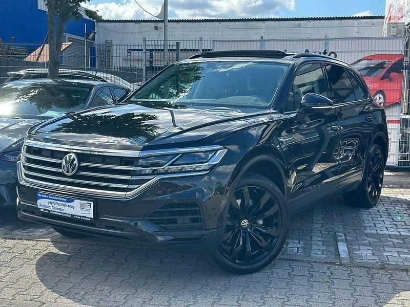 Schwarz Gebraucht 2018 VW Touareg R SUV | 34.990 € (Guter Preis) - Bild 1/4