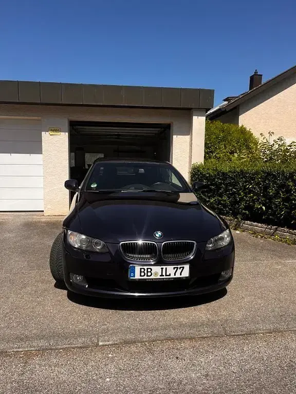 Gebraucht BMW 320 Cabriolet 170 PS (125 kW) 2009 Blau Cabrio