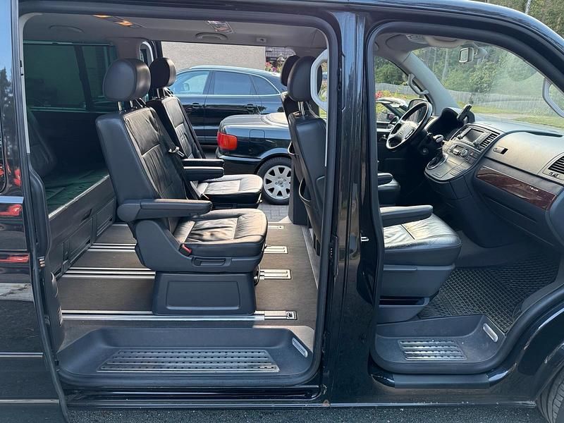 Gebraucht VW Multivan Highline 174 PS (127 kW) 2009 Schwarz Van