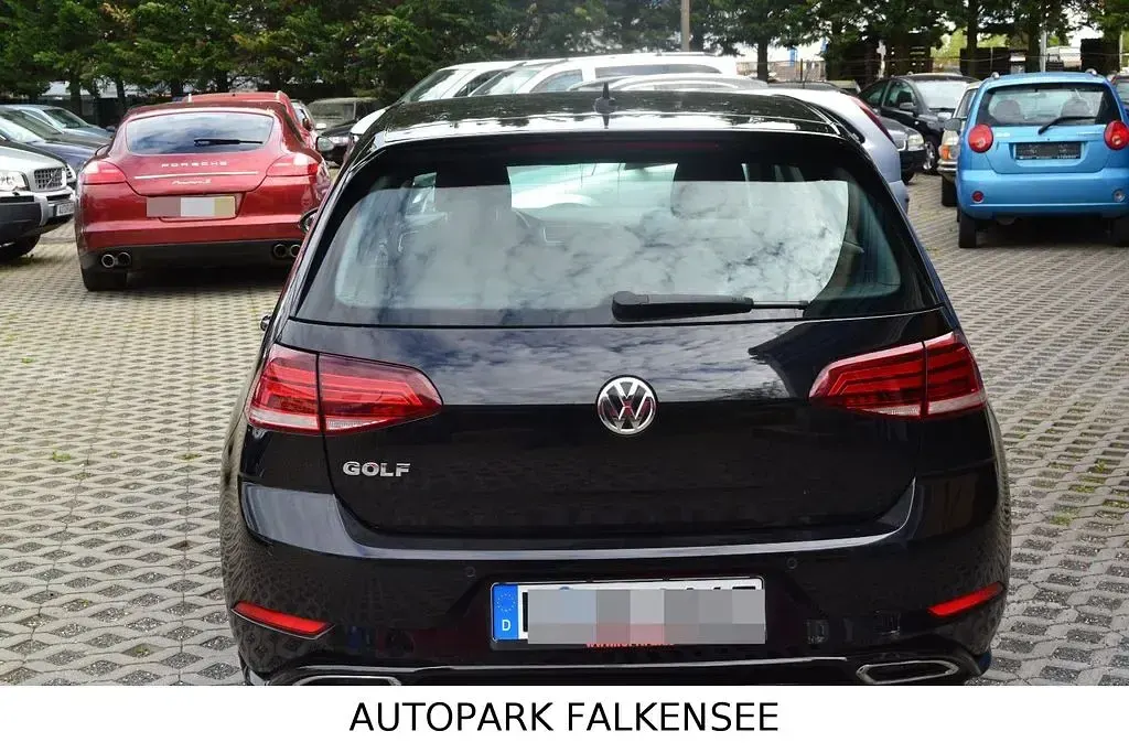 Second-hand VW Golf VII Highline 150 CP (110 kW) 2019 Negru Berlinǎ
