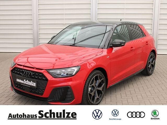 Rot Gebraucht 2024 Audi A1 Sportback S-Line Kleinwagen | 35.490 € (Teuer) - Bild 1/4