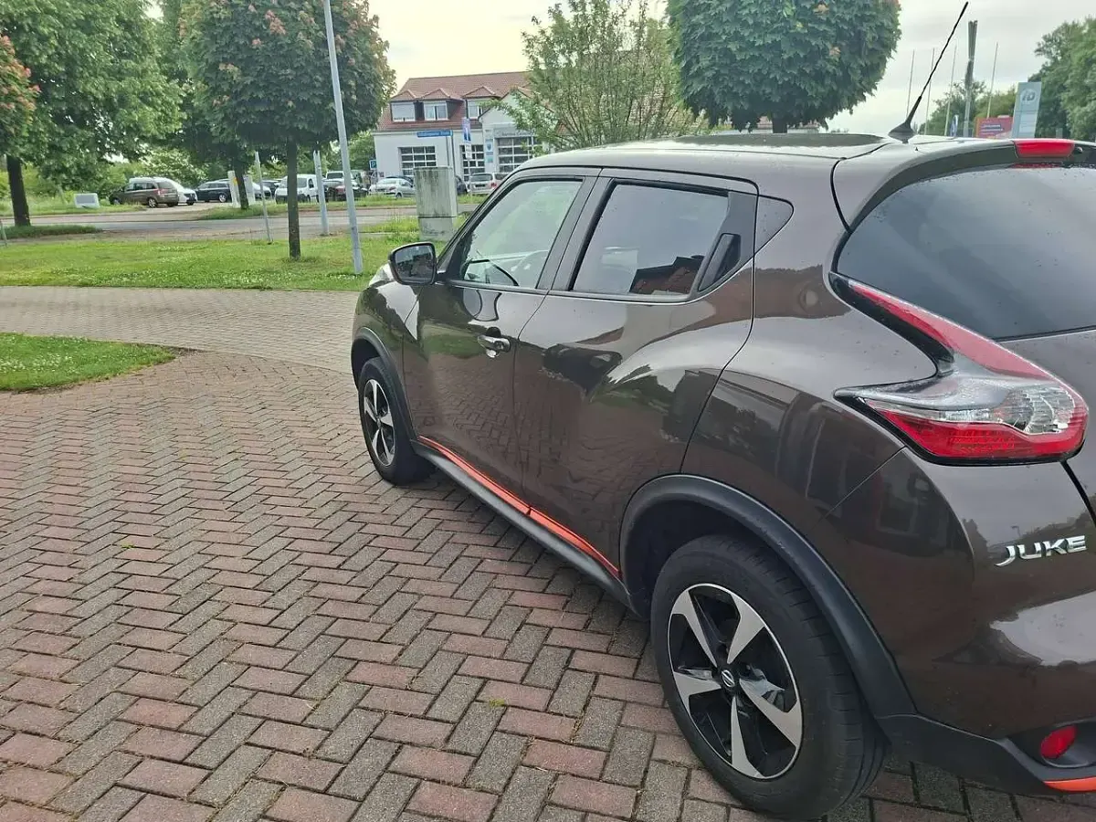 Gebraucht Nissan Juke N-Connecta 113 PS (83 kW) 2019 Brown m SUV