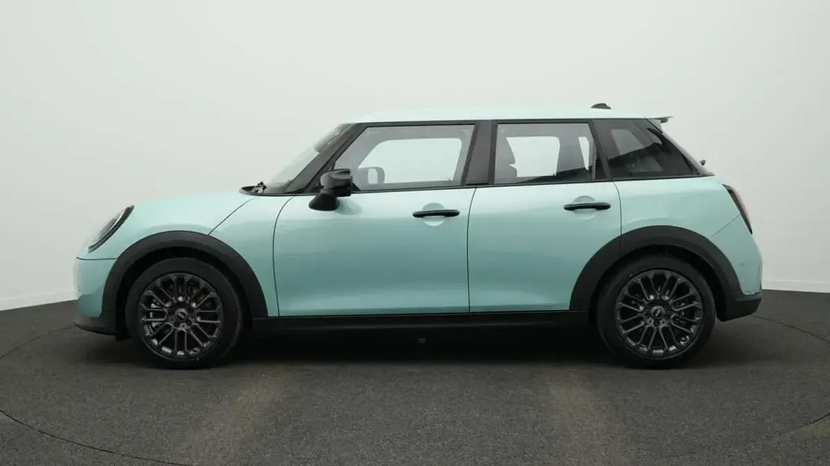 Gebraucht Mini Cooper S Classic 204 PS (150 kW) 2025 Grün Kleinwagen