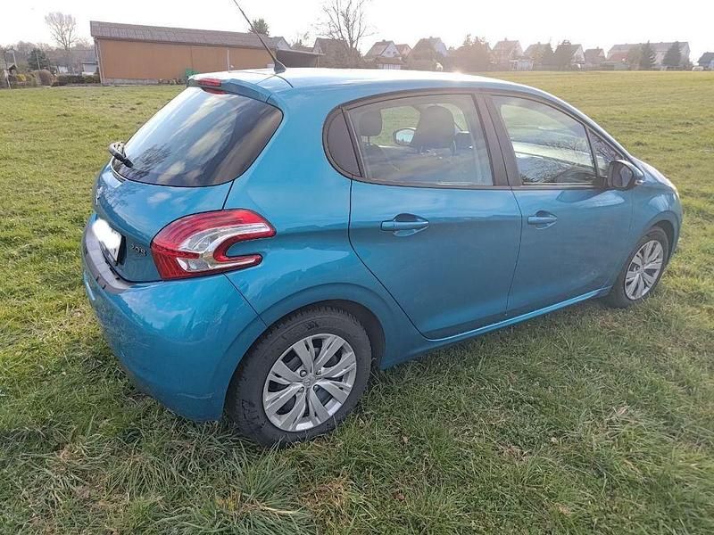 Gebraucht Peugeot 208 82 PS (60 kW) 2013 Kleinwagen