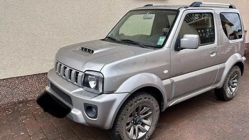 Silber Gebraucht 2017 Suzuki Jimny Style SUV | 14.200 € (Superpreis) - Bild 1/4
