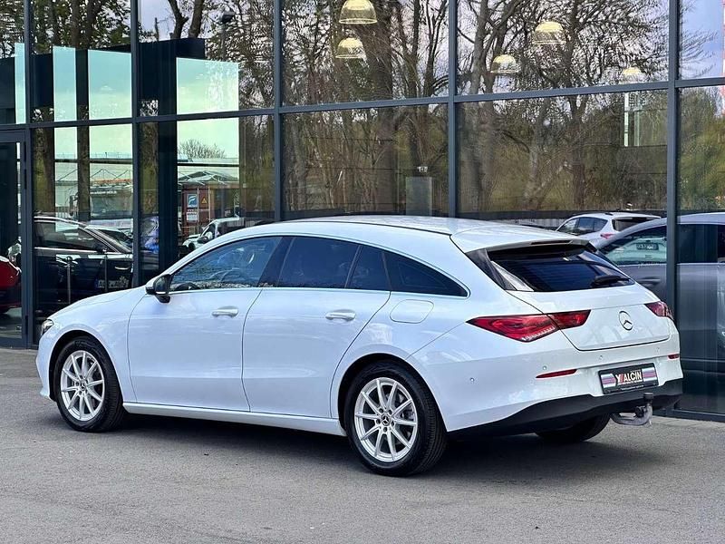 Gebraucht Mercedes CLA200 150 PS (110 kW) 2022 Digitalweiß Kombi