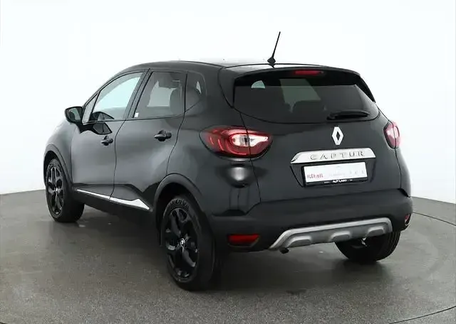Gebraucht Renault Captur Intens 120 PS (88 kW) 2018 Schwarz SUV