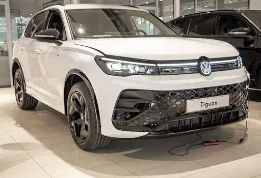 Neu VW Tiguan R-line 204 PS (150 kW) 2026 Weiß SUV