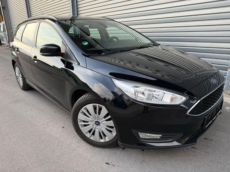 Gebraucht Ford Focus Business Edition 125 PS (91 kW) 2018 Schwarz Kombi