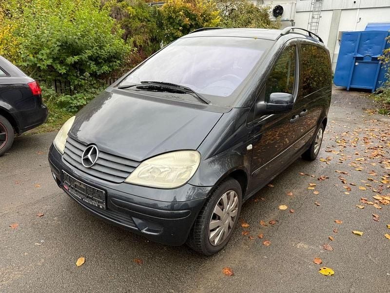 Schwarz Gebraucht 2002 Mercedes Vaneo Van / Kleinbus | 1.699 € (Superpreis) - Bild 1/4