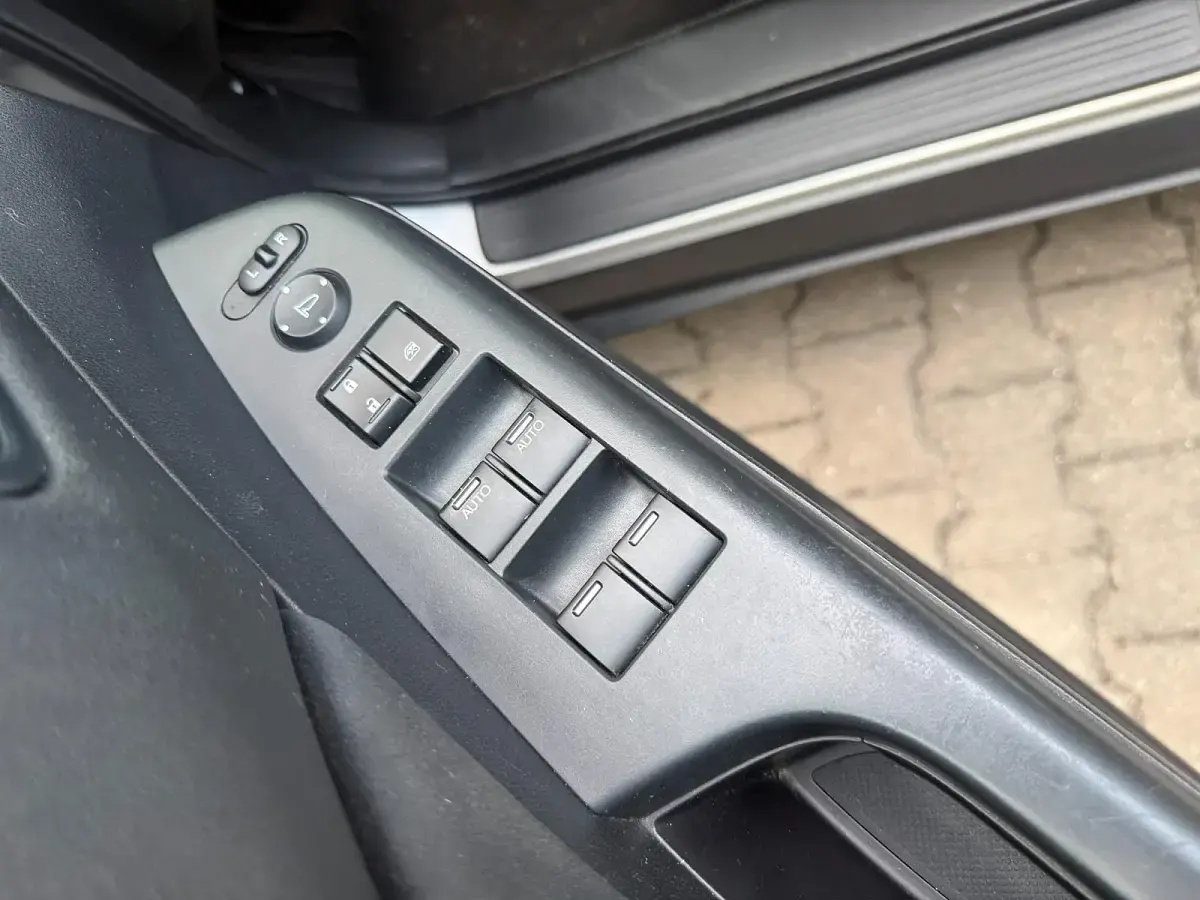 Gebraucht Honda CR-V 155 PS (114 kW) 2014 Silber SUV
