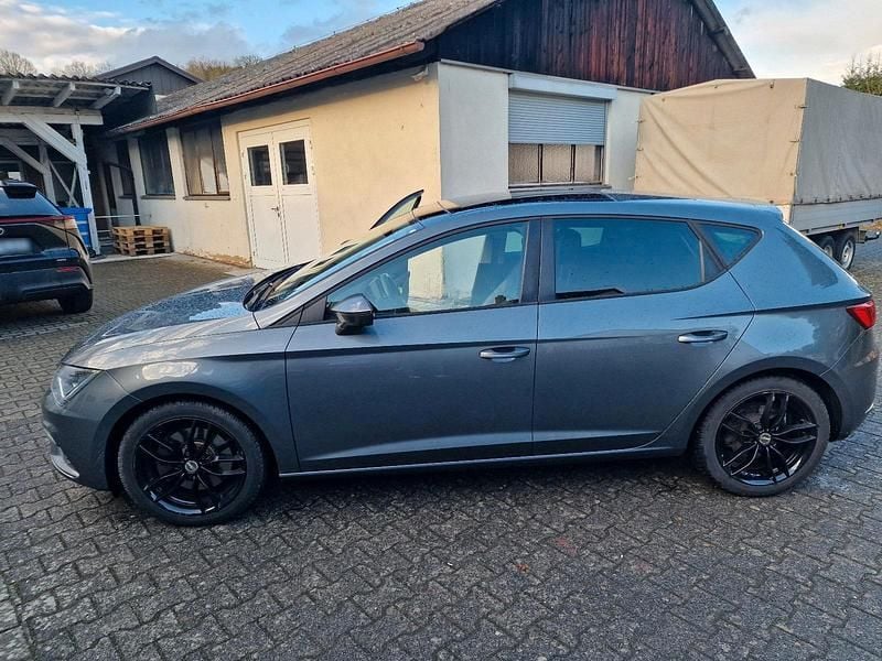 Gebraucht Seat Leon FR 179 PS (131 kW) 2018 Andere farben Limousine