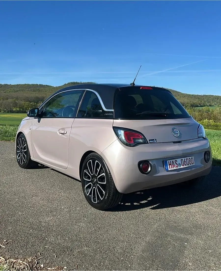 Usata Opel Adam 90 CV (66 kW) 2014 Viola Utilitaria