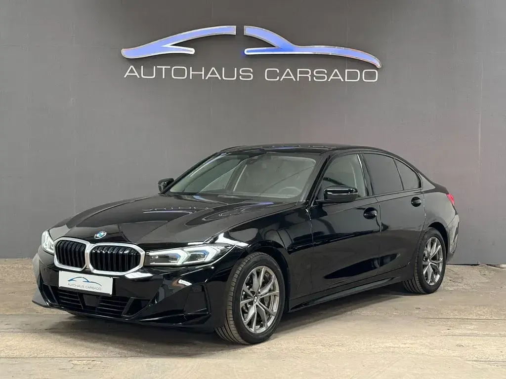 Gebraucht BMW 330 Performance 286 PS (210 kW) 2023 Schwarz Limousine